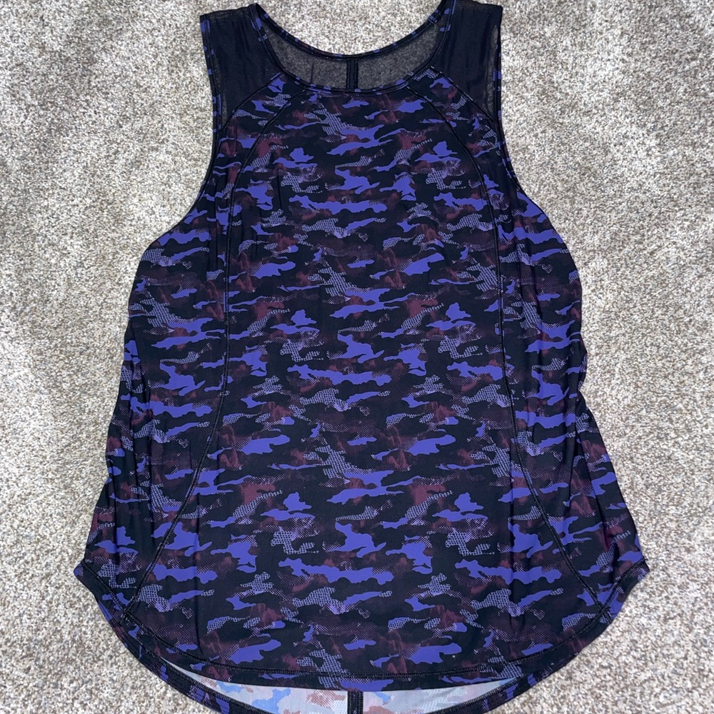 Lululemon Graphic Sculpt Tank Top - Size 8
